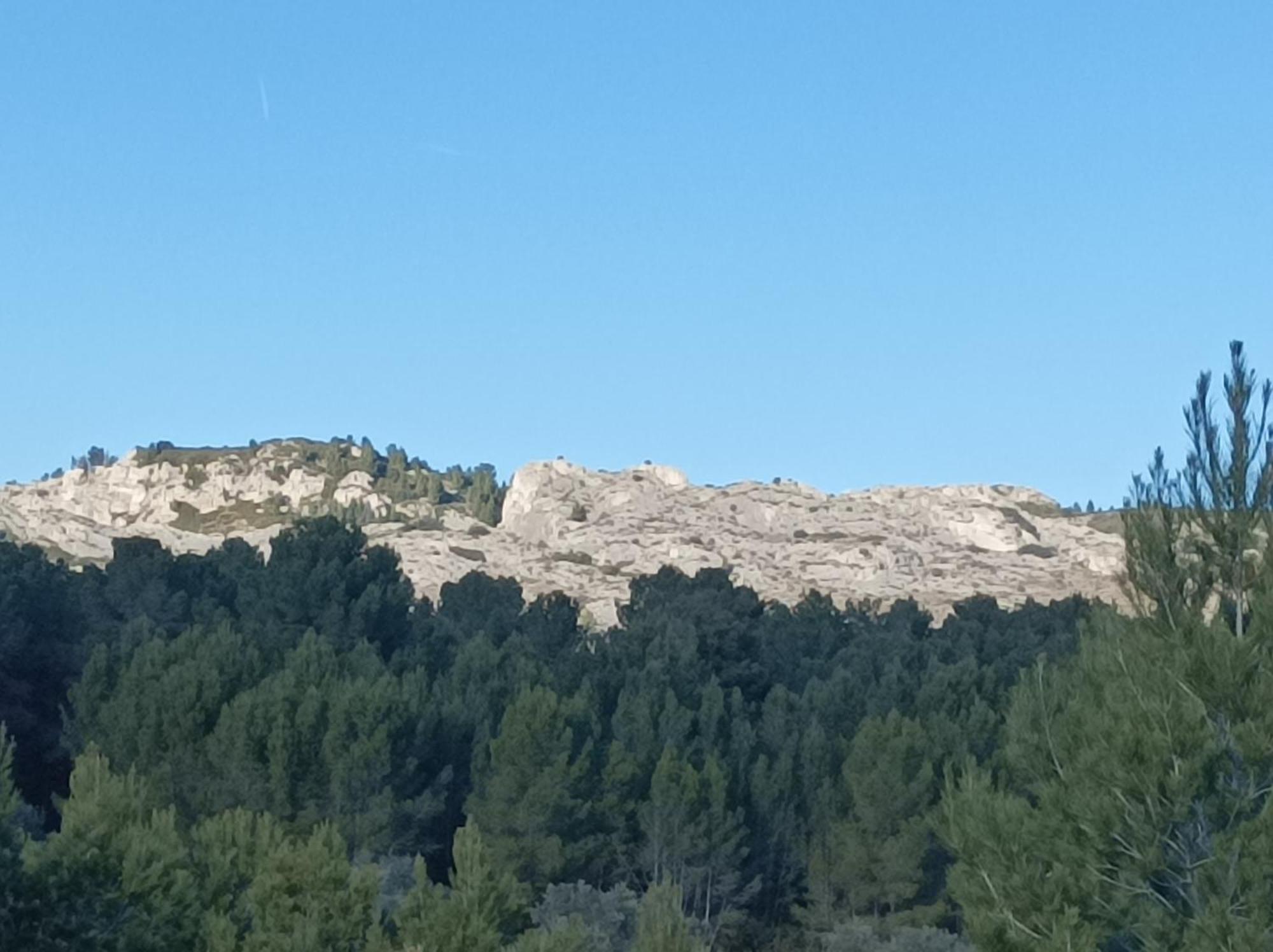 Chambre D'Hote Au Coeur Des Alpilles Мурьес Экстерьер фото